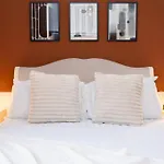 Sleek Urban Living With Bicocca Stays