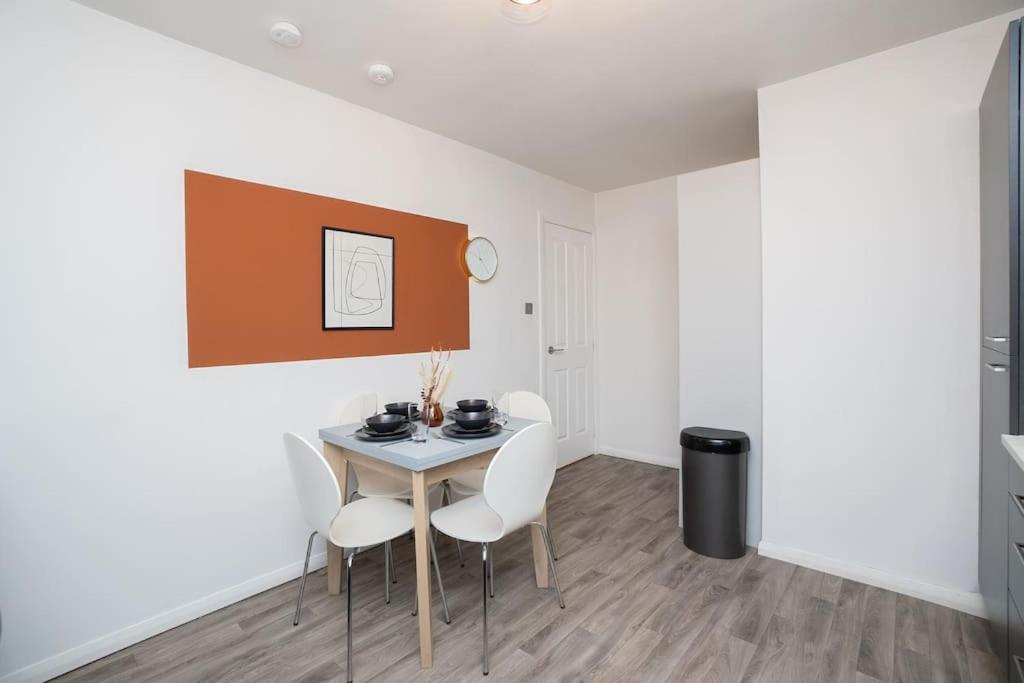 Sleek Urban Living With Bicocca *
