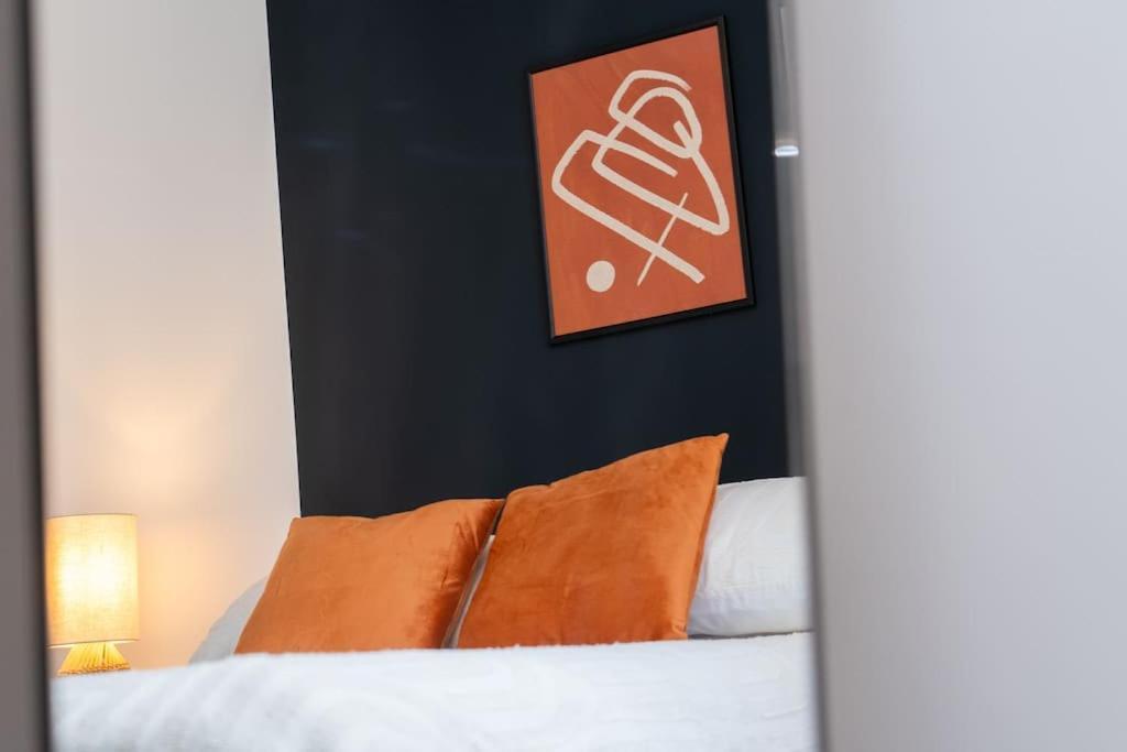 Sleek Urban Living With Bicocca Apartment Aberdeen