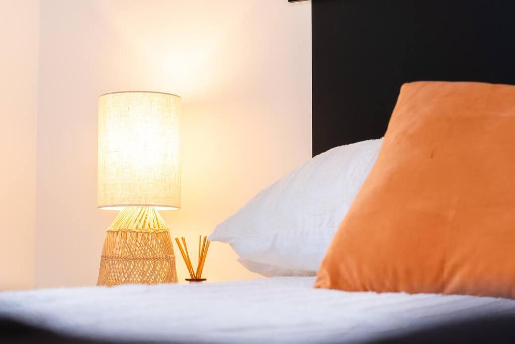 Apartment Sleek Urban Living With Bicocca