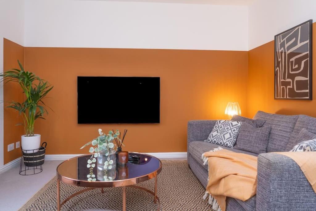 Sleek Urban Living With Bicocca *