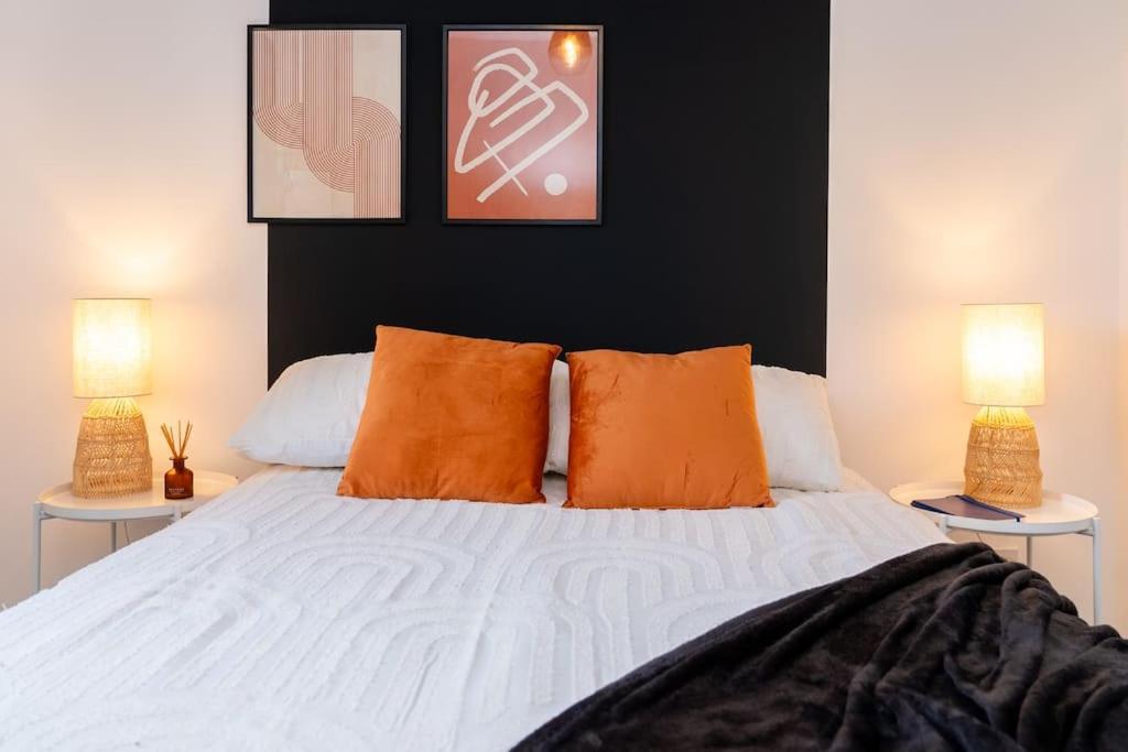 Sleek Urban Living With Bicocca Apartment Aberdeen
